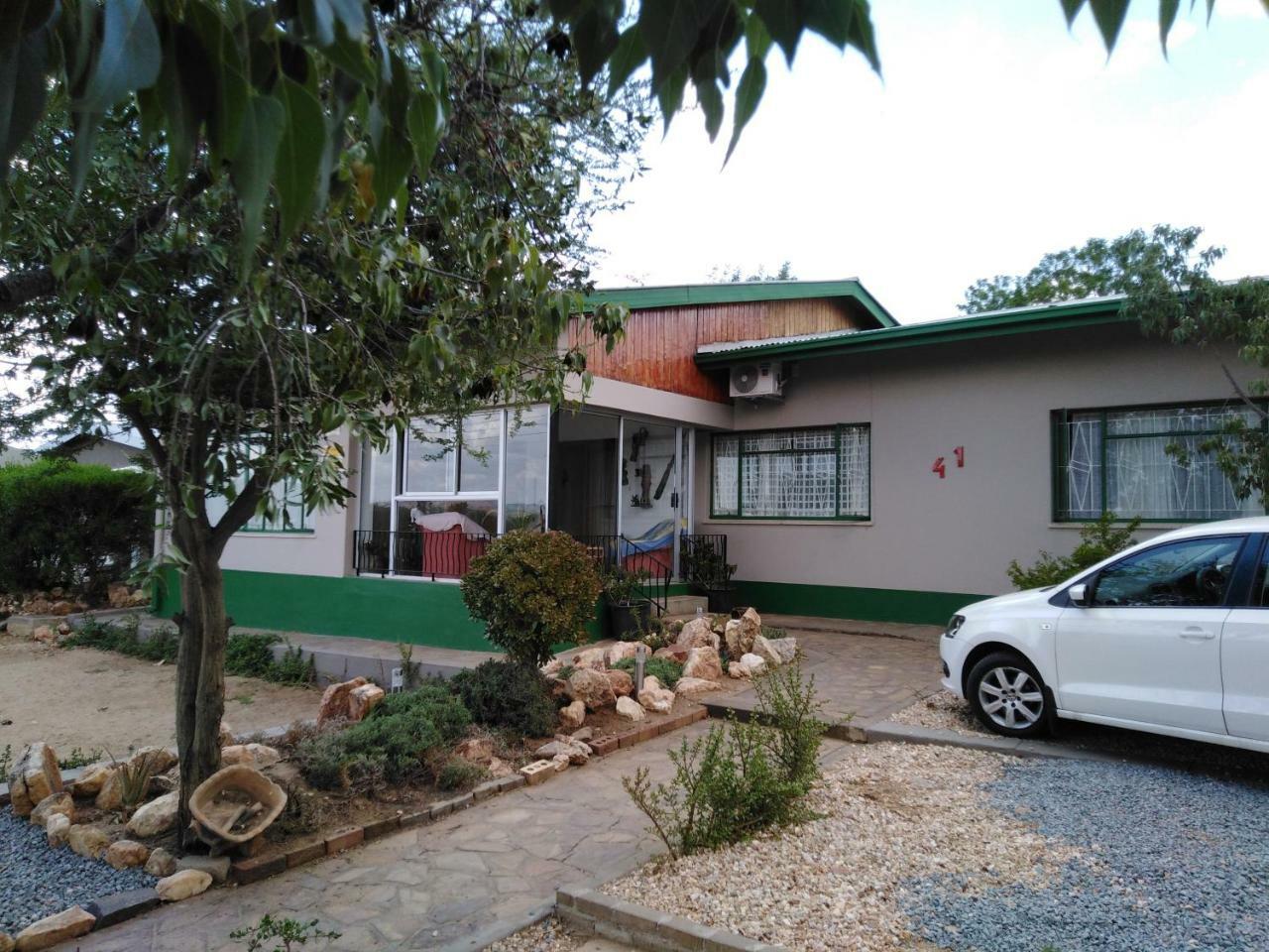 Xenia Bed & Breakfast Windhoek Exterior photo